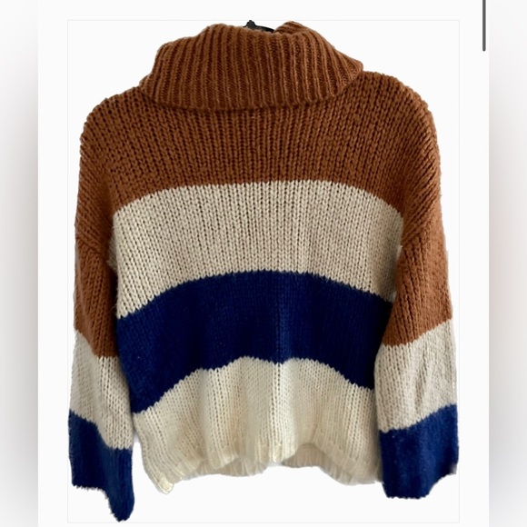 PAPER CRANE Color Block Sweater, Size M - Picture 2 of 7